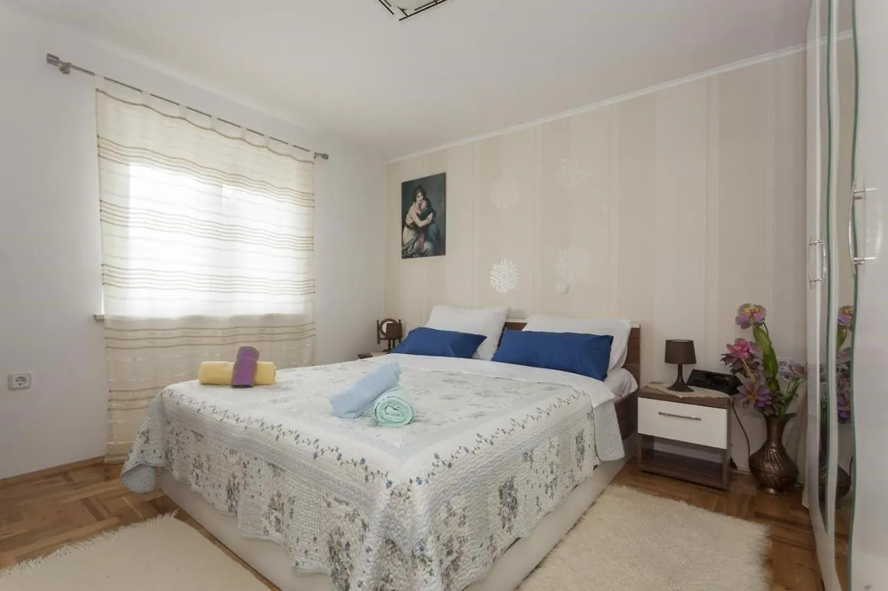 דירה דראמליי Studio In Crikvenica 5257
